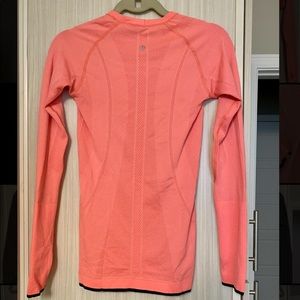 Lululemon long sleeve shirt